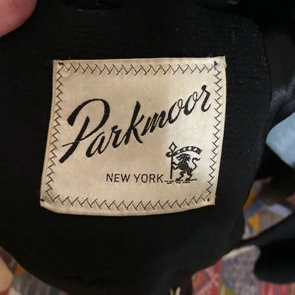 Vintage Famous Barr Black Coat from Parkmoor NY with Fur Collar - Picture 5 of 10